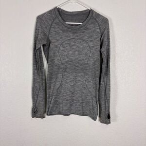 Lululemon Grey Vent Tech Long‎ Sleeve Top Women's Size 6